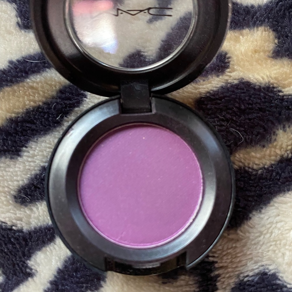MAC Eyeshadow - Never Used